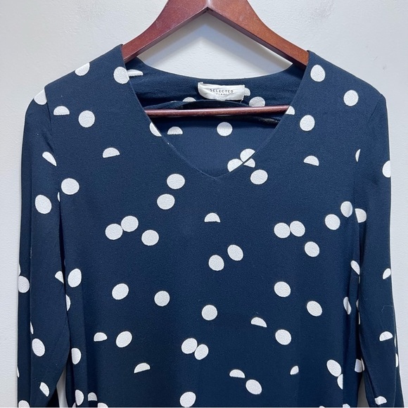 Selected Femme Navy Blue & White Polka Dot Vneck Sweater Size 34 - Picture 3 of 11